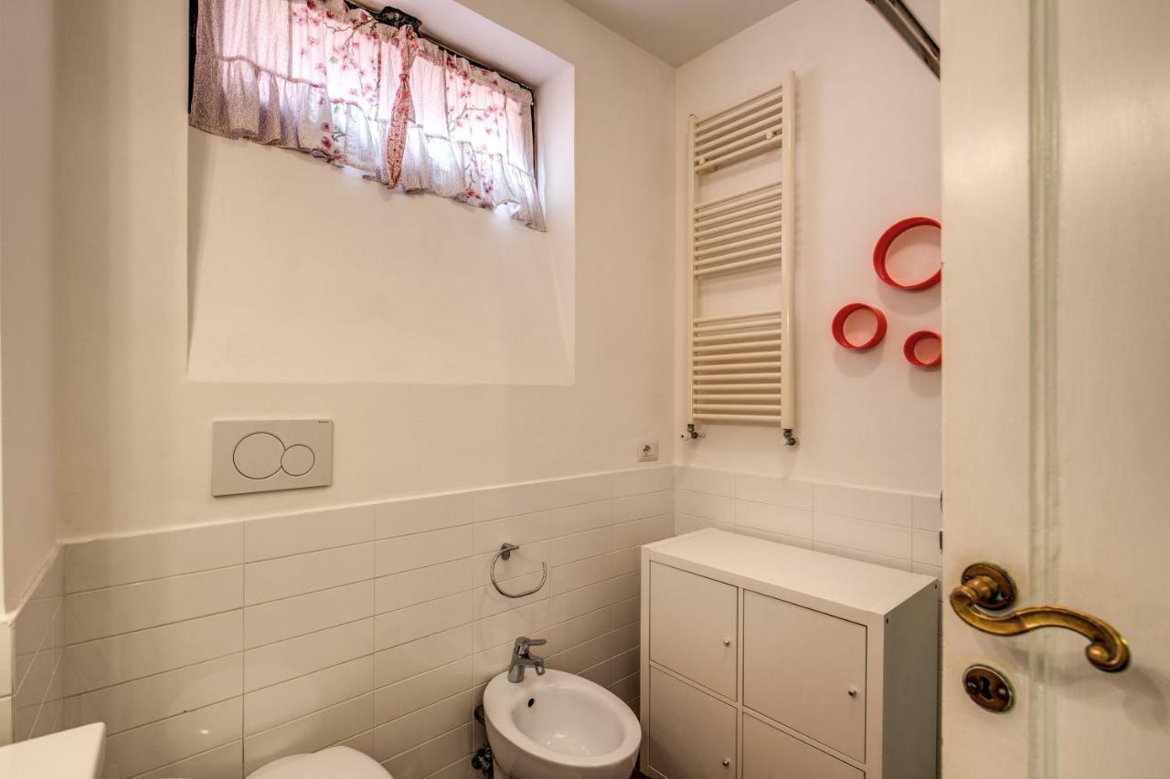 Campo Di Fiori 2 Bedroom Via Giulia Appartement